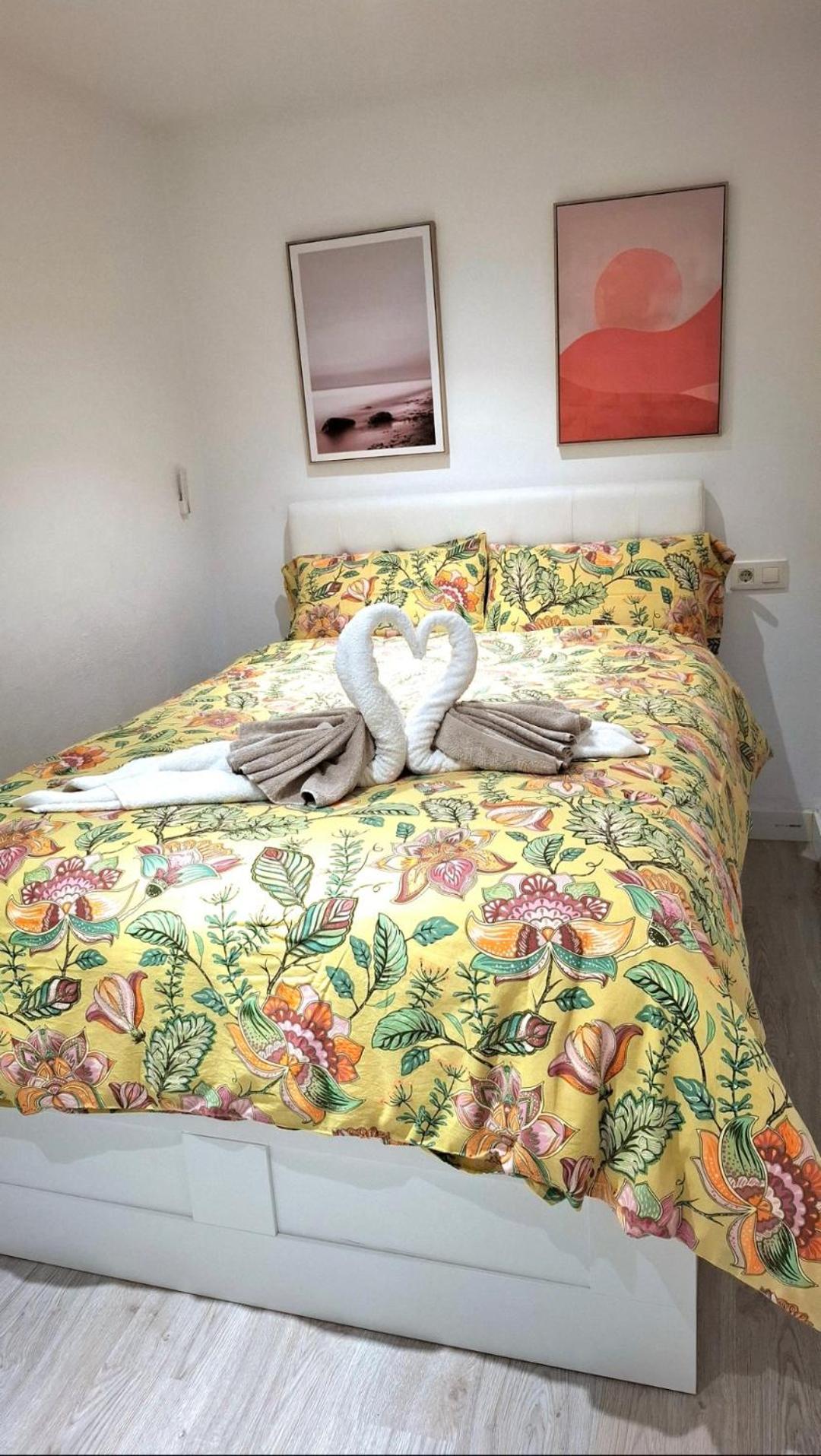 Moderno Apartamento Con Garaje Privado En El Centro De Vigo Exterior photo